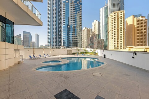 웨이브 - 발코니가 있는 매력적인 아파트, 해변에서 몇 분 거리