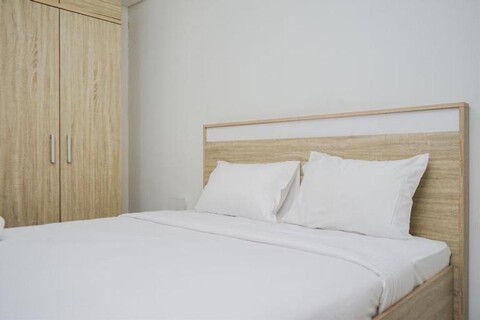 Relaxing Studio Apartment Springwood Residence Tangerang By Travelio