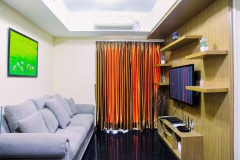 Modern 2BR at The Wave Epicentrum Apartment near Kuningan By Travelio
