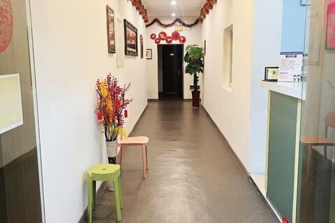 Shanghai Yimeng Business Hotel (Pudong South Road Subway Station)