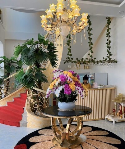 루비 호텔, 해변 앞 2