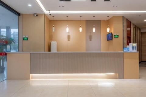 Jiabaihe Hotel (Buyong Subway Station Branch)