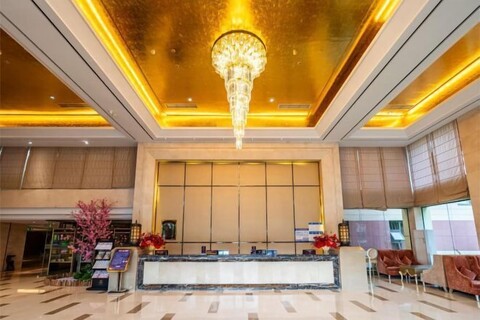 Chengdu Star Flower Garden Hotel (University Games Sports Center)