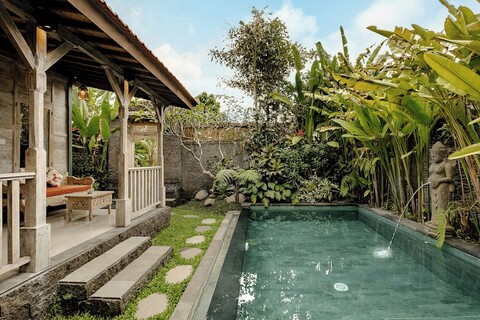 쿠말라 우붓 빌라