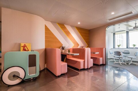 아투어 X 호텔 상하이 징안쓰 미들 화이하이 로드