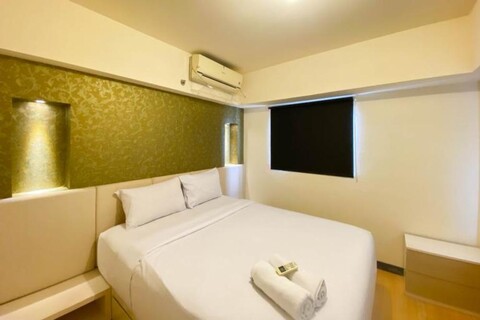 Cozy and Modern Look 2BR The Wave Kuningan Apartment By Travelio