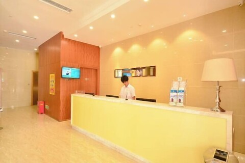 Jinjiang Inn Select (Wuhan International Expo Center Maying Road Metro Station)