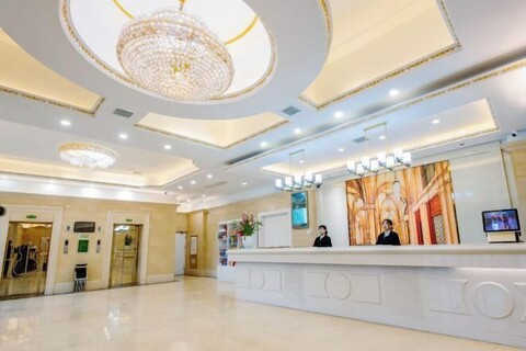 Vienna International Hotel (He Yuan Store, Outlets Plaza, Yangzhou)