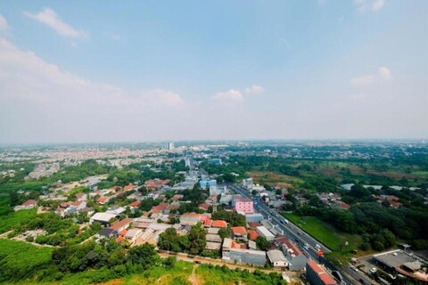 Cozy Stay Studio Transpark Cibubur Apartment By Travelio