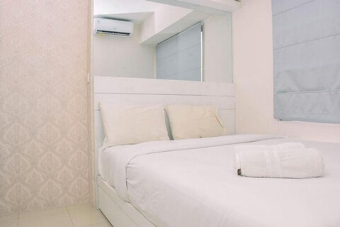 Comfortable Combined Unit 3BR at Bassura City Apartment near Mall By Travelio