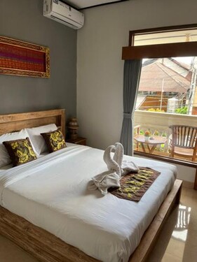 Yastra Yana Homestay