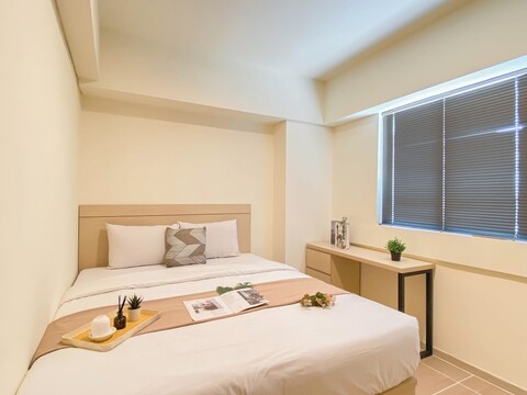 메이카르타 아파트먼트의 따뜻한 뉴트럴 2베드룸