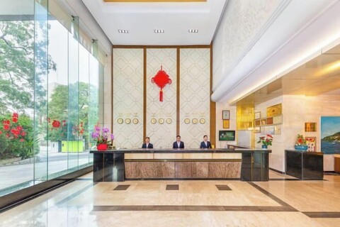 New Forestry Hotel