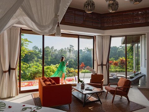 차하야 인다 빌라 우붓