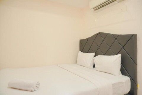 Comfortable and Homey 2BR Belmont Residence Puri Apartment By Travelio