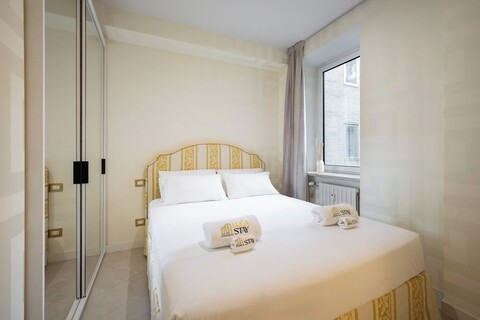 루카 스테이 두오모 베르사체