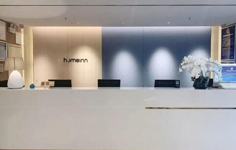 Huayi Collection Hotel (Shanghai Jiuting Subway Station Jiudu Road)