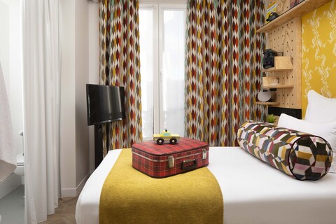 호텔 로코모 - 리옹 바스티유 역