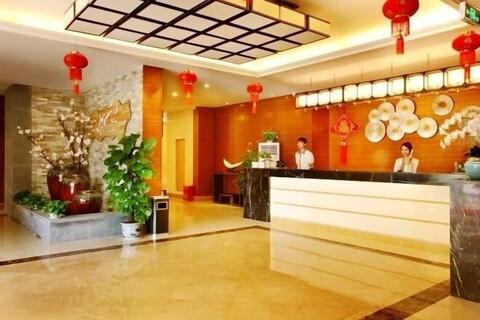 Lingshui Ocean Heart Hotel (Clear Water Bay)