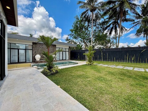 팔라조 카랑사리, 2 베드룸 빌라