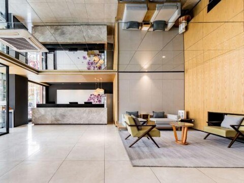 Jinyi Chain Hotel (Drum Tower General's Mansion Subway Station)