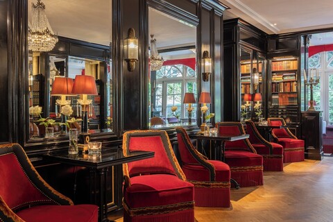 아폴로퍼스트 부티크 호텔