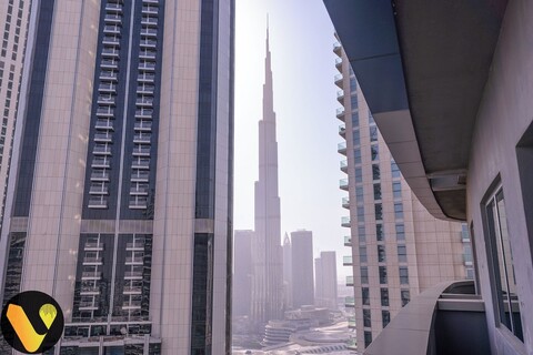 두바이 몰과 부르즈 근처의 보그 스타일리시 아파트