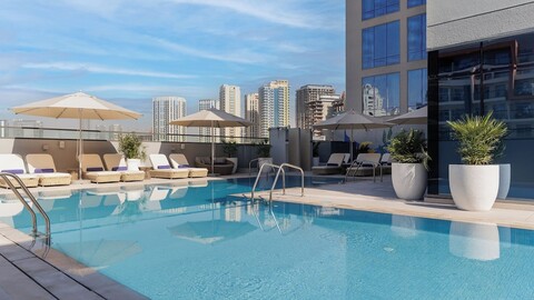 홀리데이 인 두바이 주메이라 빌리지 서클 바이 IHG