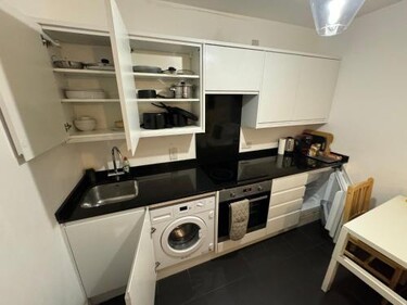 Cosmopolitan Private Bedrooms Euston Station 456