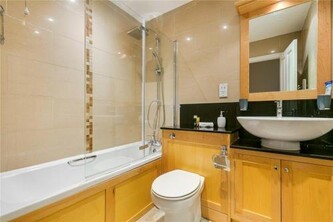 Homestay in city of London - Putney