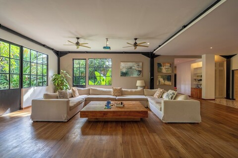 본 톤 빌라 바이 베터플레이스