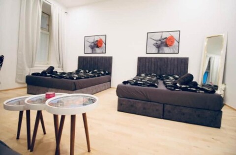 아우가르텐 근처의 사랑스러운 침실 아파트