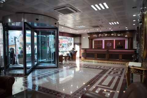 굼루스 팰리스 호텔