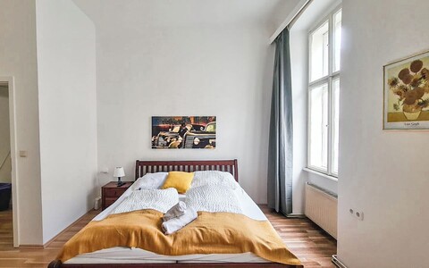 슈타트할레 근처의 현대적인 3베드룸 아파트먼트