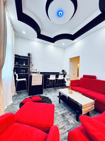 거실 포함 AKH 근처의 저예산 1베드룸 아파트