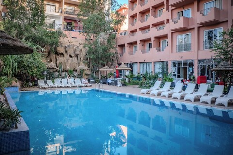 임페리얼 홀리데이 오텔 & 스파