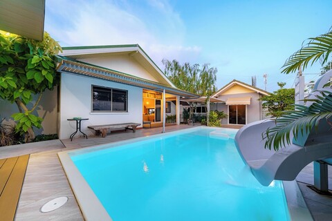 아늑한 그레이 가든