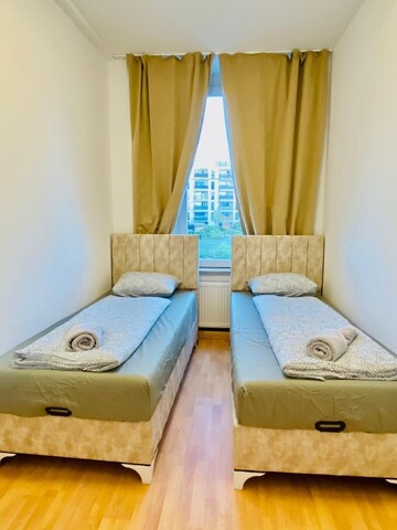 쇤브룬 근처의 5 베드룸 아파트먼트