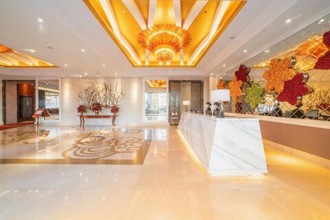 Changchun Skyscraper Century Hotel