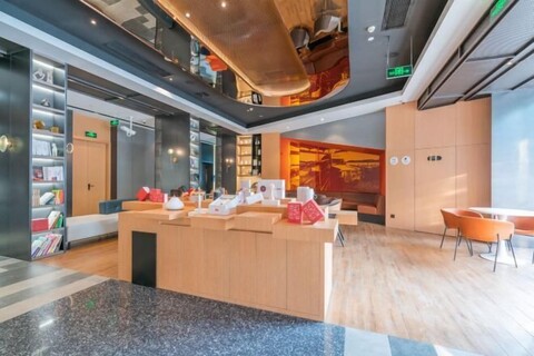 Shanghai Baoshan Changjiang Road Atour Light Residence Hotel