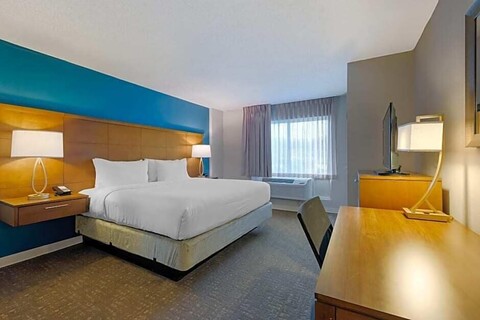 Staybridge Suites ORLANDO ROYALE PARC SUITES by IHG