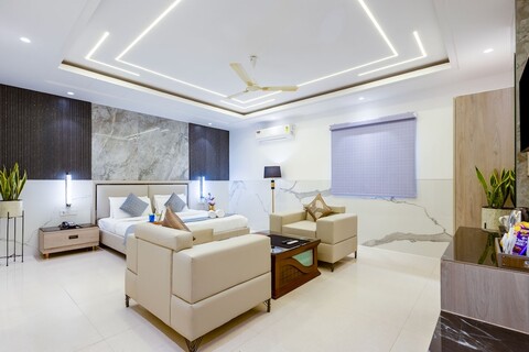 호텔 트랜짓, 델리 공항 근처