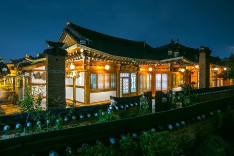 전주 한옥마을 일락당 사랑채