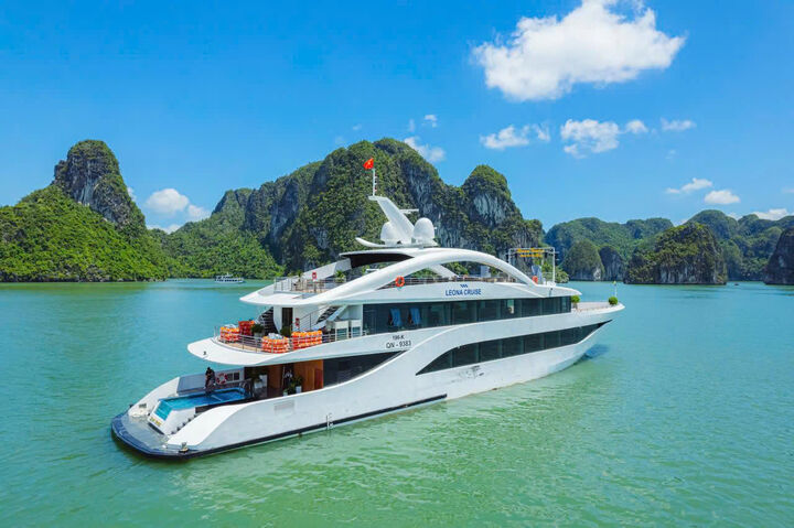 Leona Scenic Cruise – 5성급 럭셔리 하롱베이 데이투어-i
