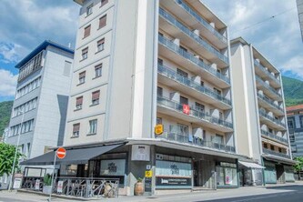 가르니 모데르노