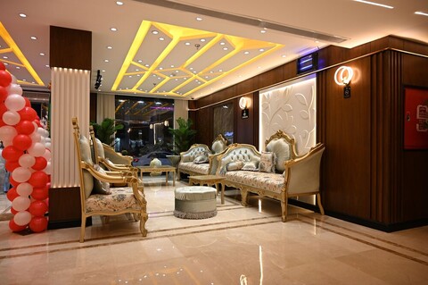 마사르 알미스크 호텔