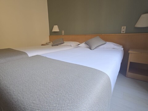 모킨바 호텔 산탐브로에우스