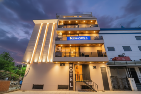 FabHotel Blooming Beds Pearl