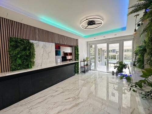 Hotel AMITY-i