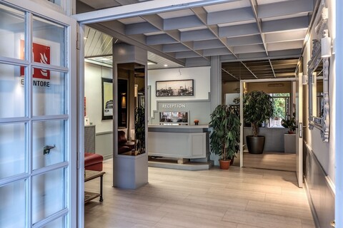 호텔 레지던스 마뇰리아